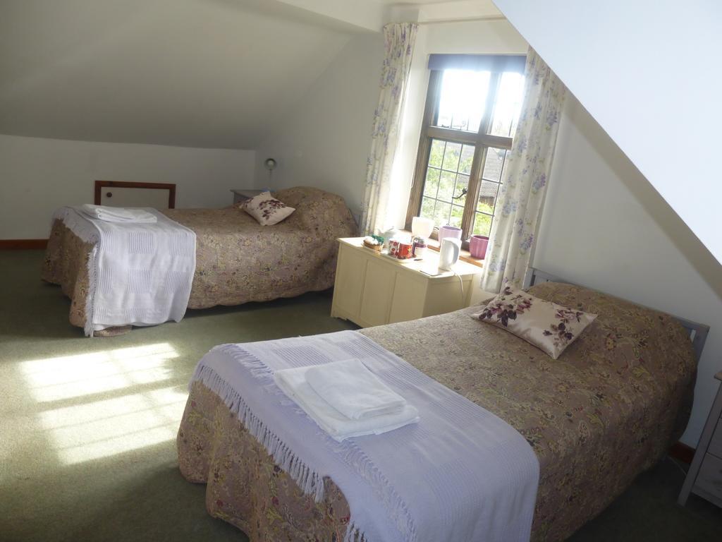 Strawberry Cottage B&B Хедж Энд Номер фото
