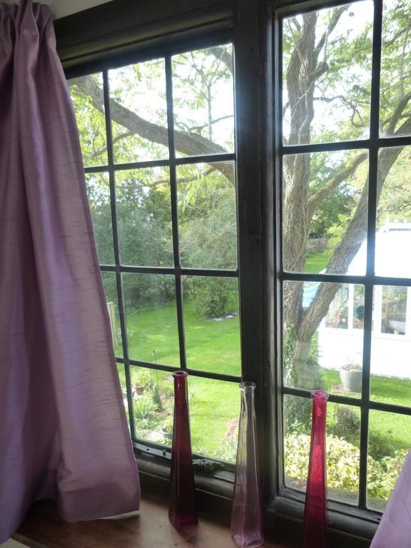 Strawberry Cottage B&B Хедж Энд Номер фото