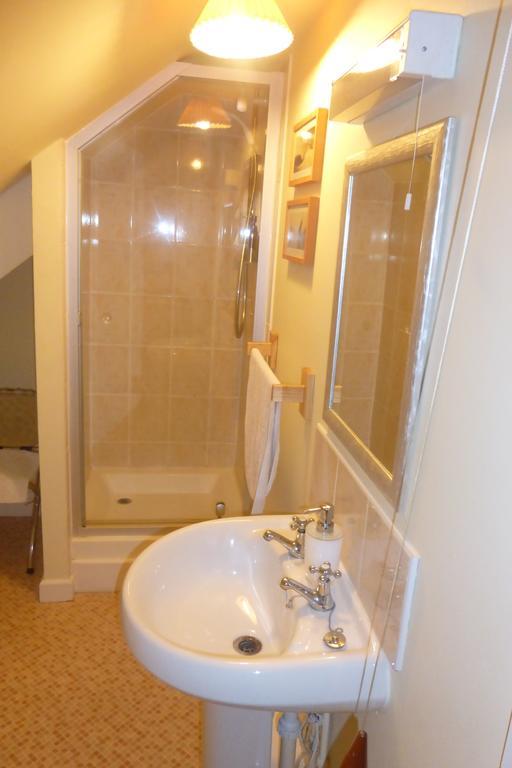 Strawberry Cottage B&B Хедж Энд Номер фото