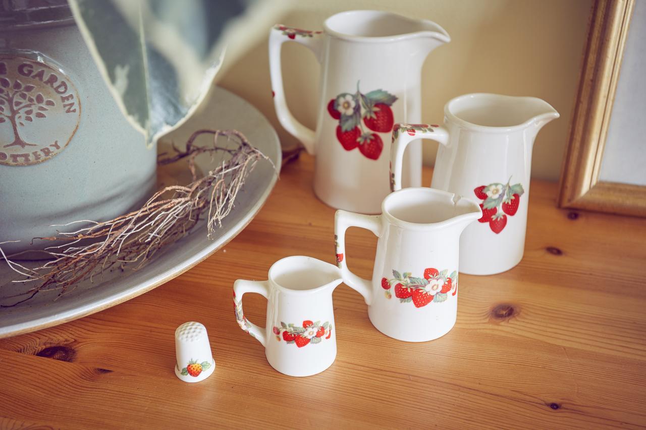 Strawberry Cottage B&B Хедж Энд Экстерьер фото